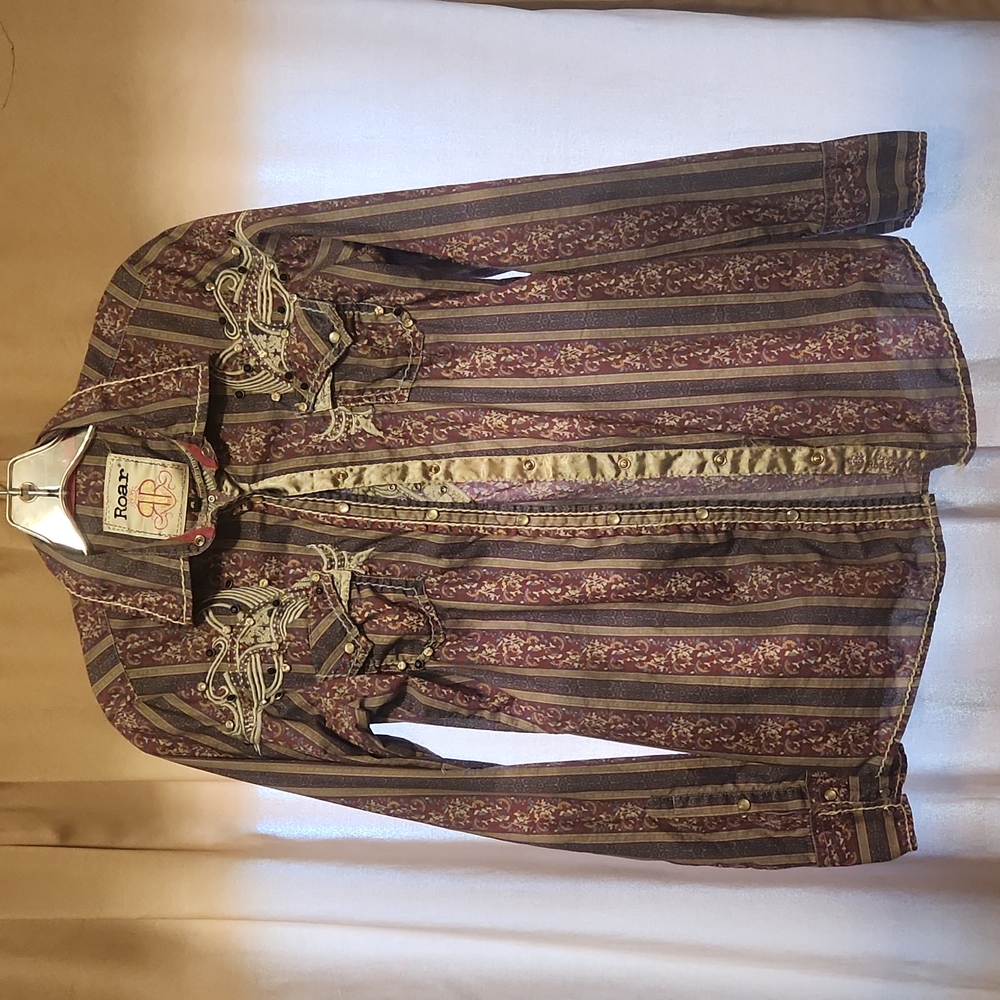 Roar Jewelwed Long Sleeve Snap Shirt